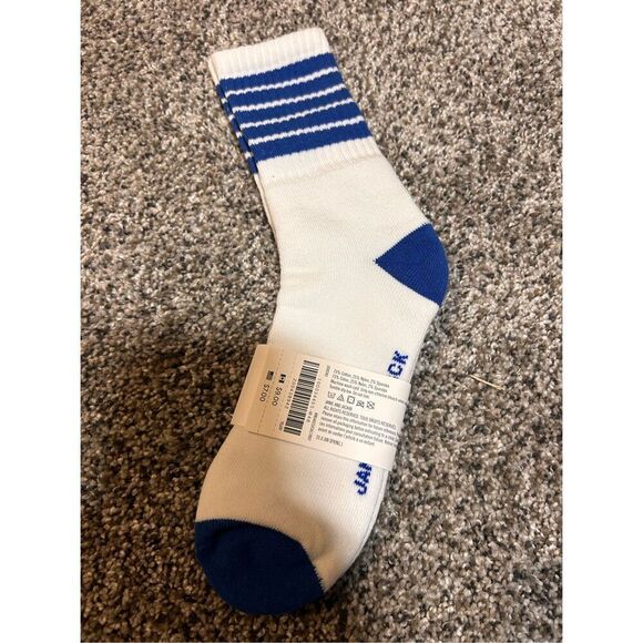 Janie and Jack socks size 6-8 C6-2 - Picture 2 of 3